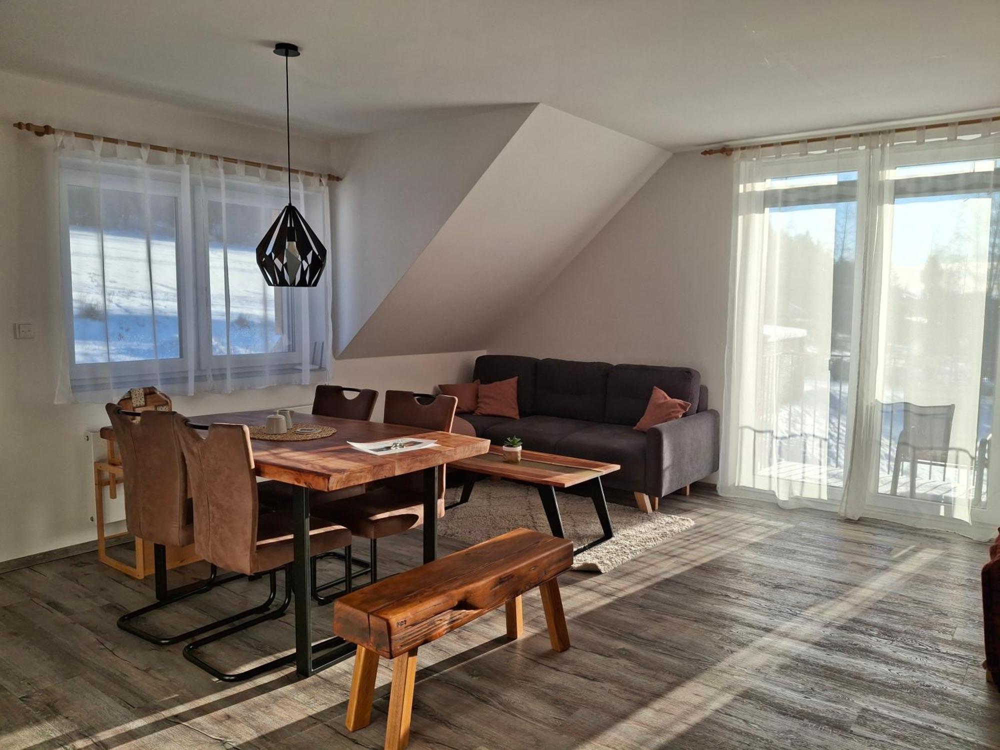 Apartman U Mamuta Долни-Морава Экстерьер фото