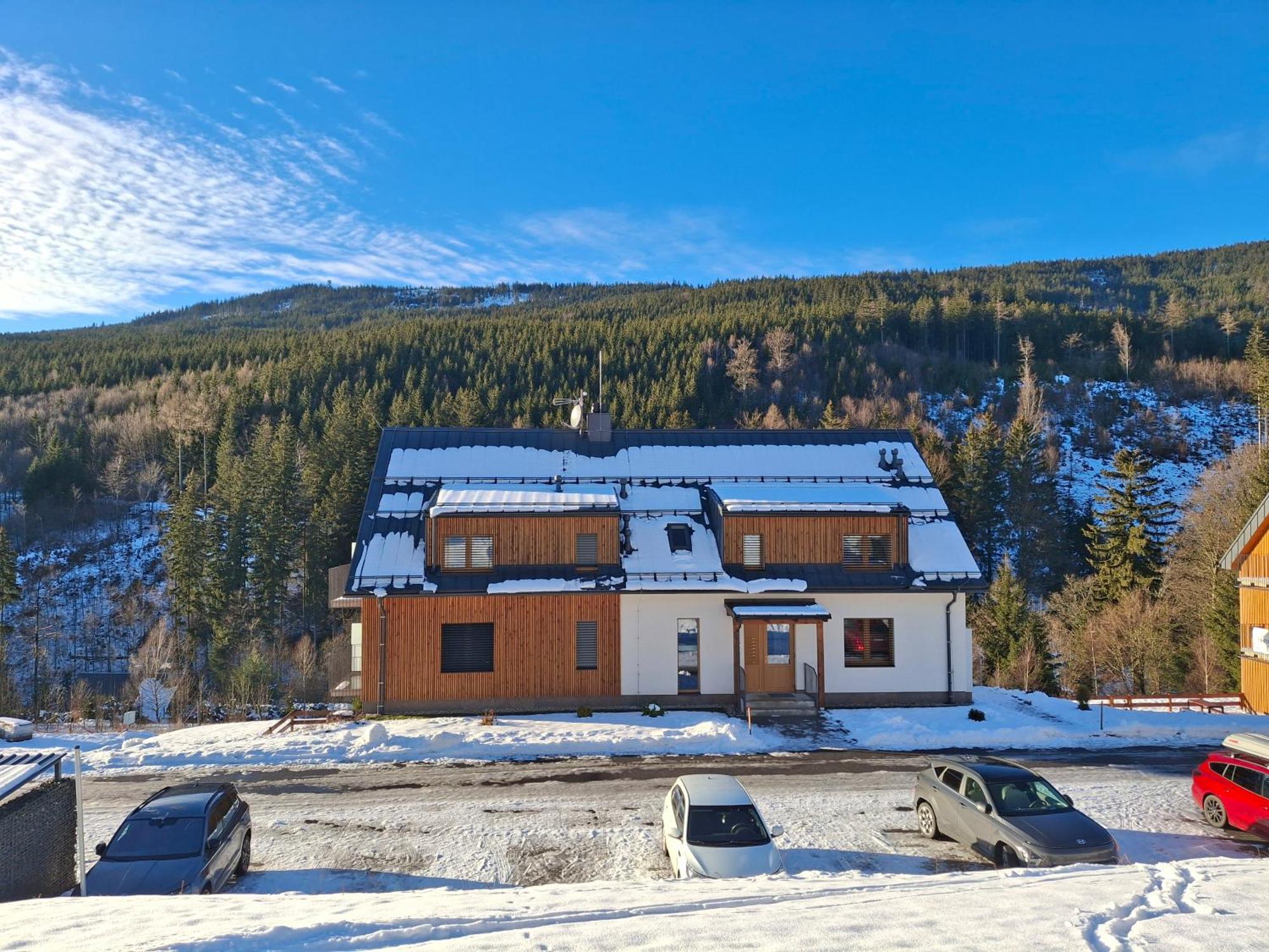 Apartman U Mamuta Долни-Морава Экстерьер фото